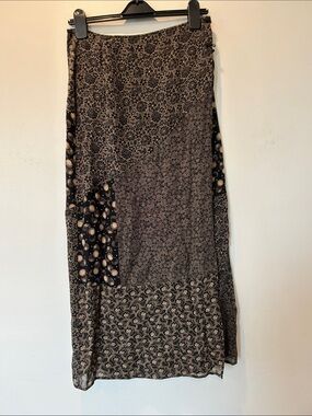 J. Jill Patchwork Maxi Skirt in Black and Beige Floral